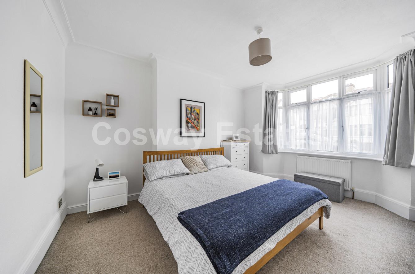 Fairfield Crescent, HA8, Edgware